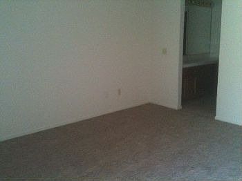 5th image of 383 E Century Blvd