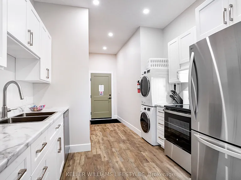 537 Talbot St #5 — Photo 13