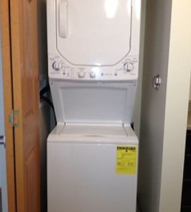 3rd image of 5901 Delmar Blvd