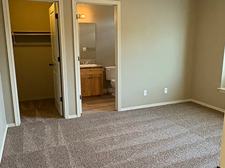 16560 N Profit Cir — Photo 22