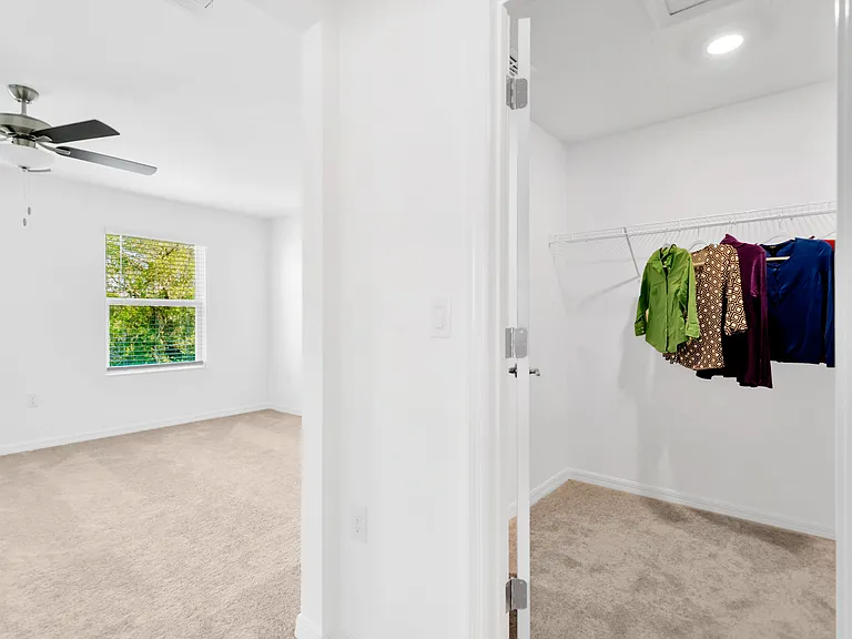 6032 Shiner St — Photo 5