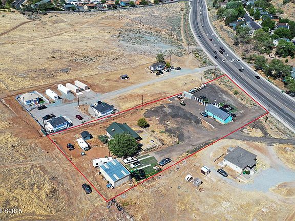 2nd image of 3325 Clear Acre Ln
