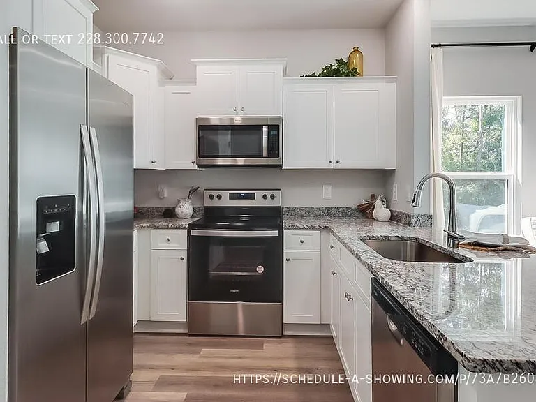 12281 Sinclair Dr — Photo 6