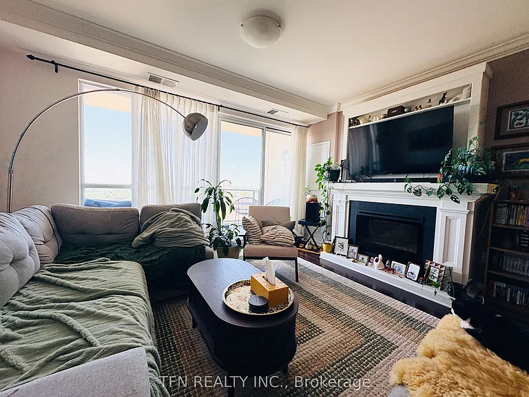 160 Macdonell St #1508 — Photo 9