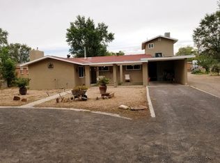 5642 Cletsoway Dr SW, Albuquerque, NM 87105