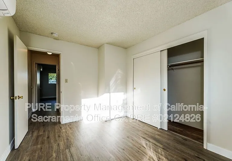 4525 Pennsylvania Ave #B — Photo 22