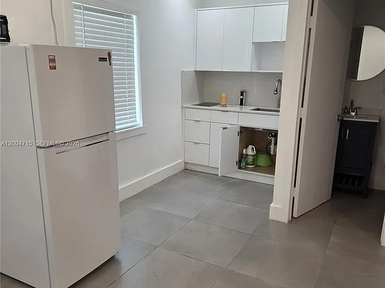6335 N Miami Ave #3 — Photo 3