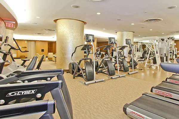 Rented by Sotheby's International Realty | media 28