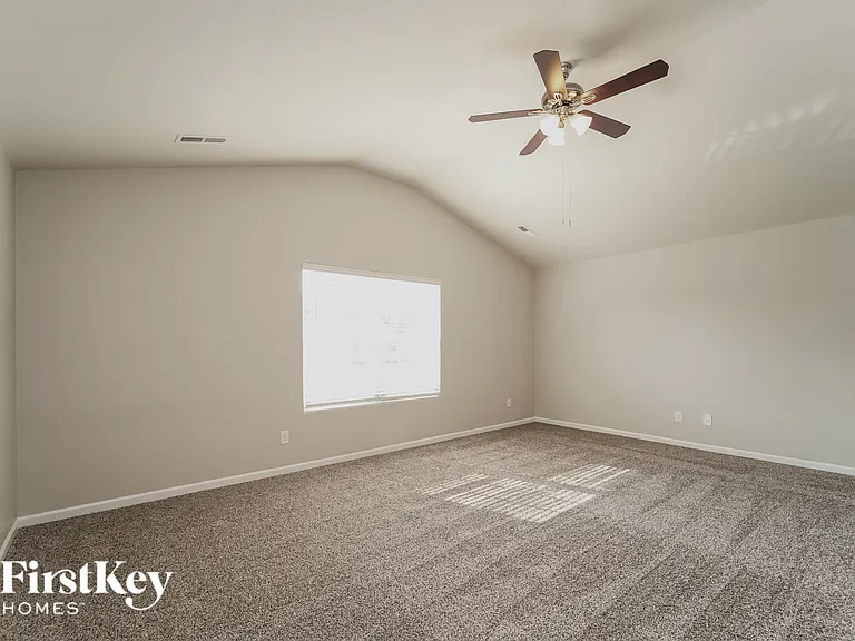8317 Kneller St #52 — Photo 9