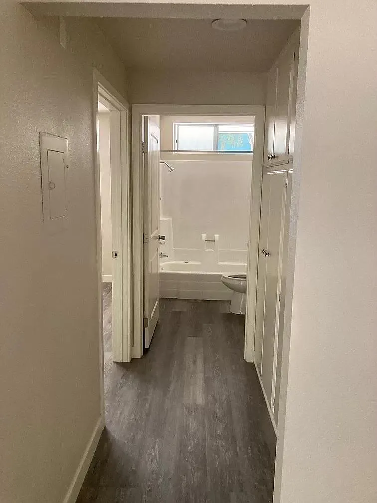 1119 Old Stage Rd — Photo 3