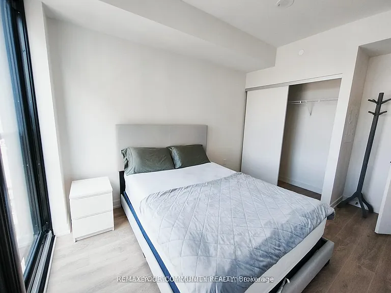 181 Sterling Rd #809 — Photo 8