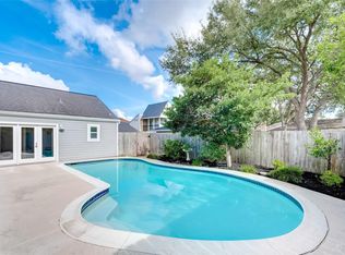 1107 Stoney Hill Dr, Houston, TX 77077