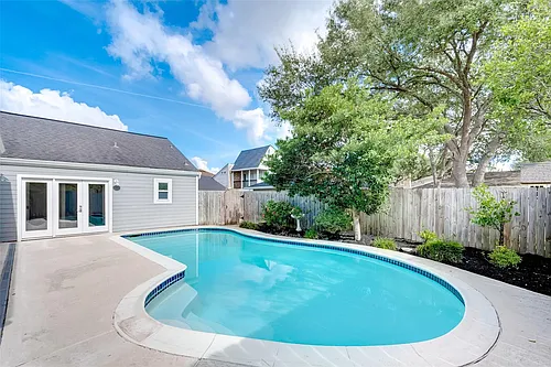 1107 Stoney Hill Dr Photo 1