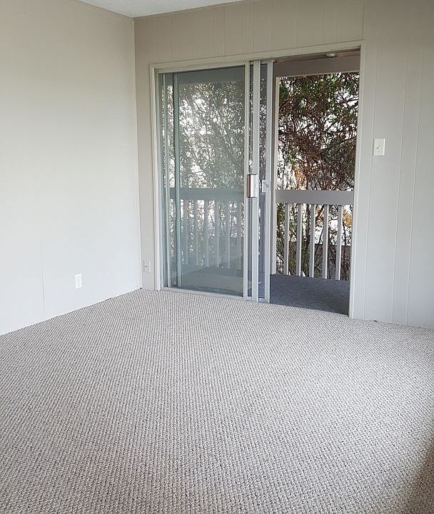 2nd image of 75-5715 Kalawa St #8