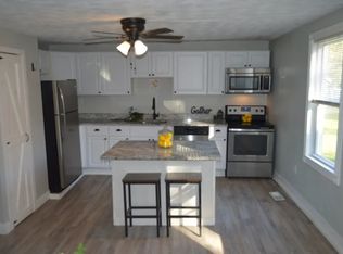 4B 1st St, Sutton, MA 01590