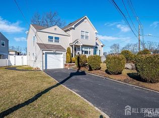 259 McFarlane Rd, Colonia, NJ 07067
