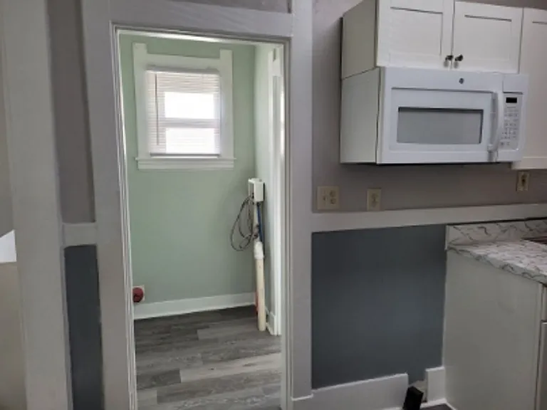 112 Boston Ct — Photo 5