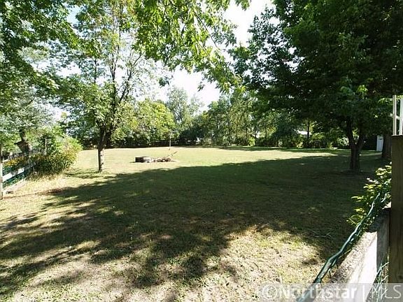 3rd image of 15645 Green Meadow Cir