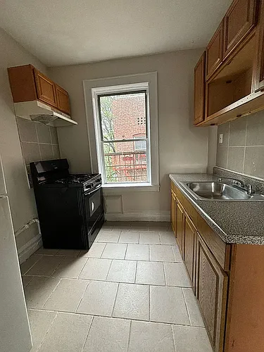 333 Park Ave #5D Photo 1