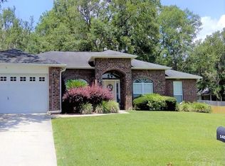 1455 Longbranch Dr, Cantonment, FL 32533