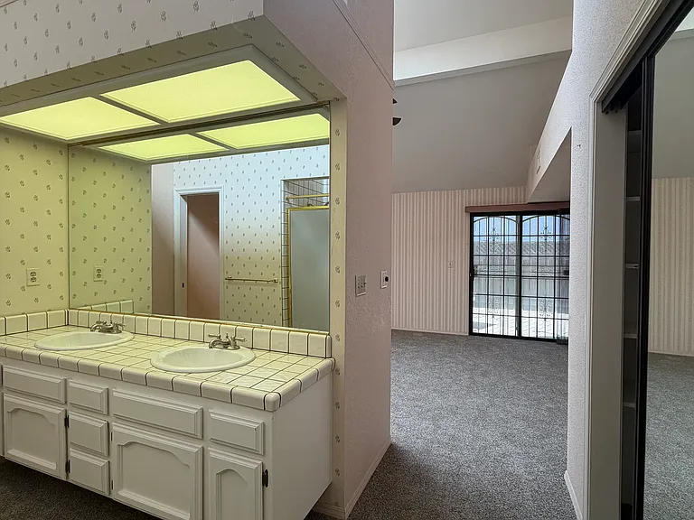 1229 W Bullard Ave #103 — Photo 21