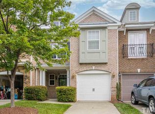 318 Longchamp Ln, Cary, NC 27519