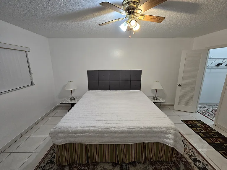 609 NE 14th Ave #404 — Photo 31