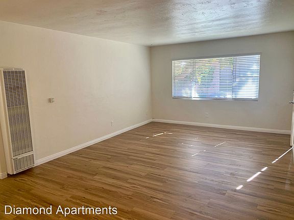 3rd image of 1236 Hornblend St