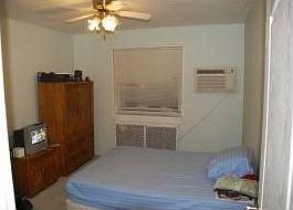 3rd image of 1567 Independence Ave