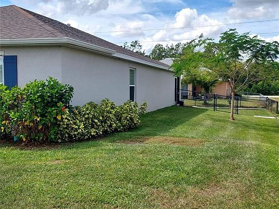 4th image of 3408 NE 8th Pl