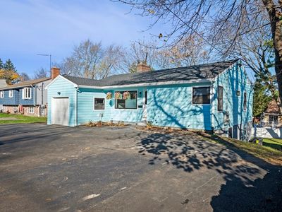 233 Lowell St #1, Peabody, MA, 01960