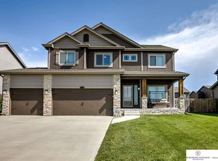 16476 Vane St, Bennington, NE 68007