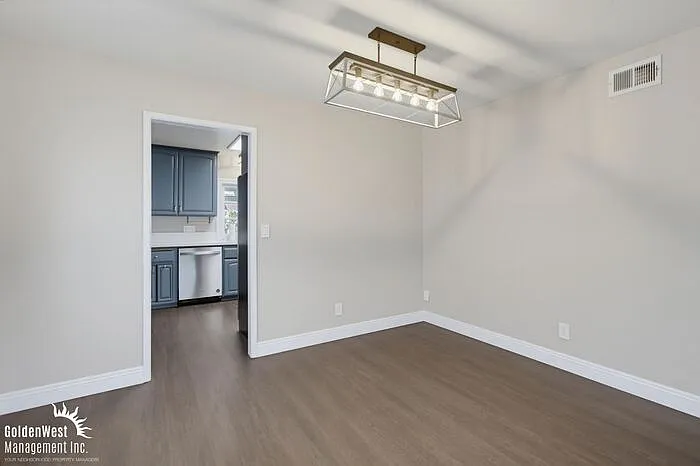 12634 Birchbrook Ct — Photo 6