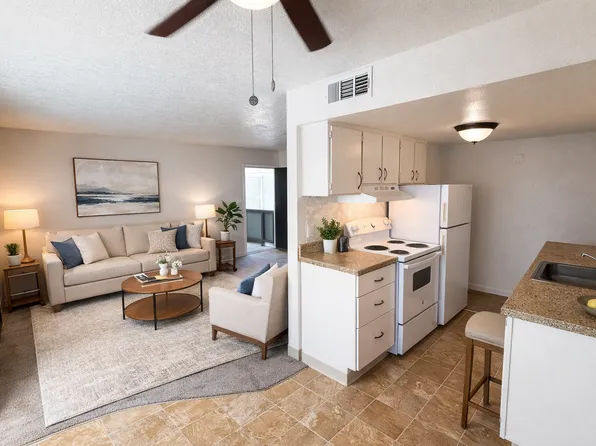 2031 Wright St APT 5, Sacramento, CA 95825