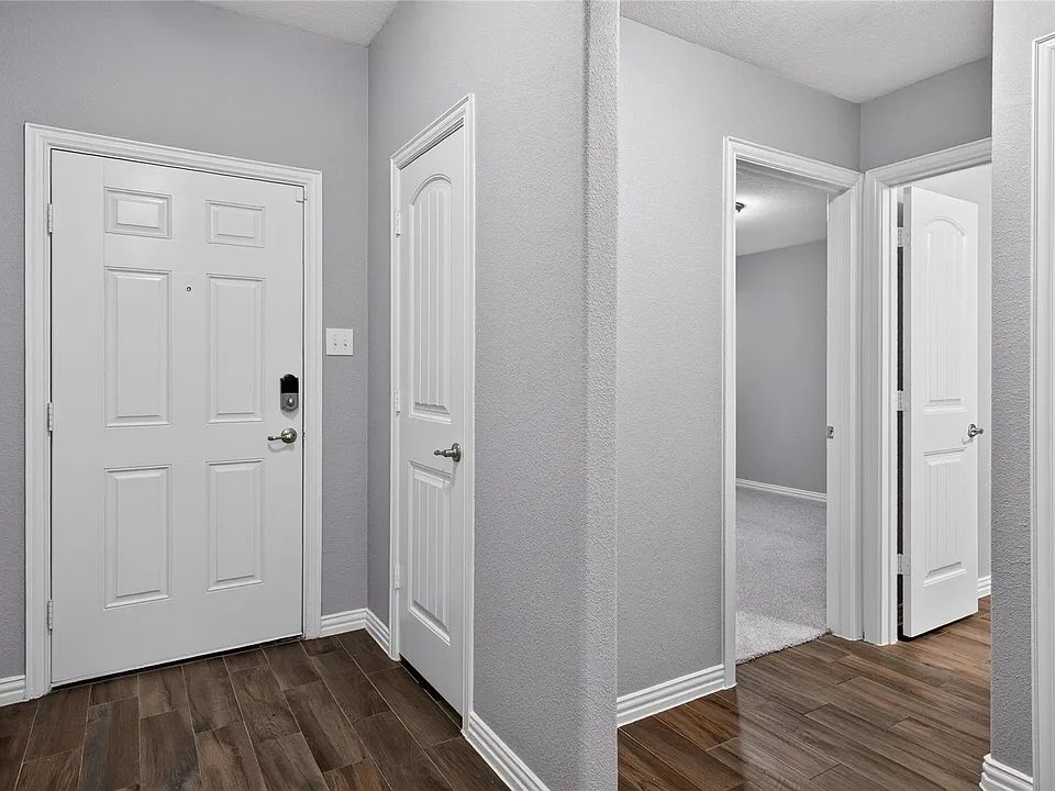 1203 Timberfalls Dr