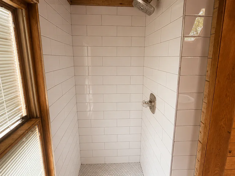 717 S Main St — Photo 19