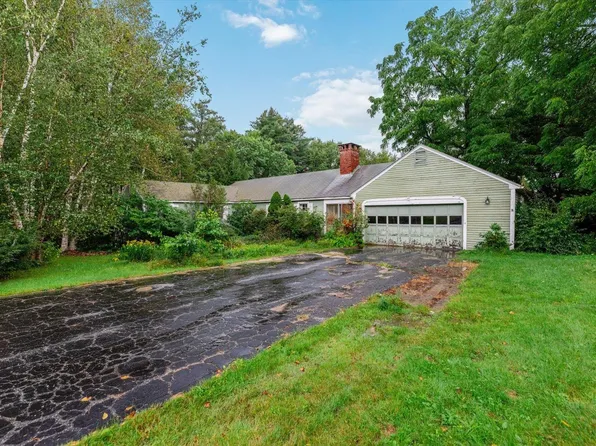 17 Blueberry Lane, Peterborough, NH 03458