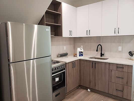 2nd image of 977 E 34th St #1D