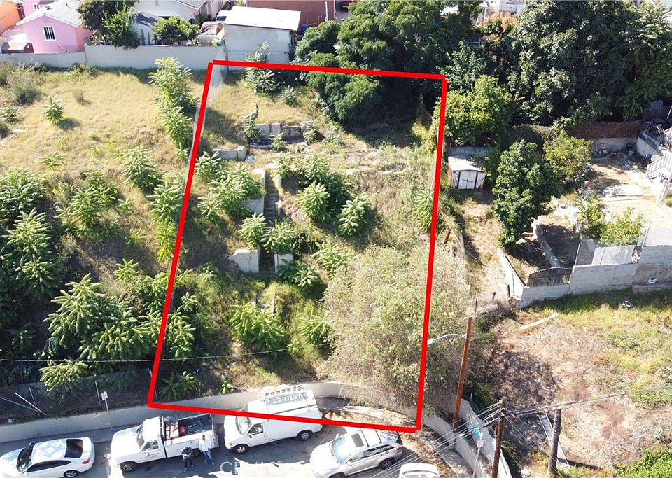 1st image of 943 Van Pelt Ave #12