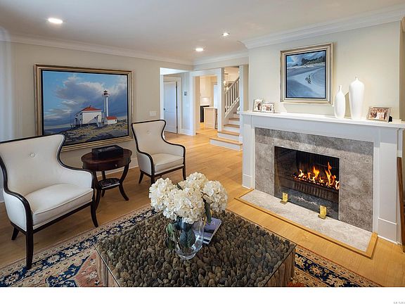 3rd image of 2350 Nottingham Rd