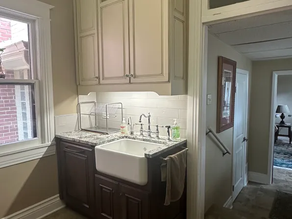 1209 Madison St #2, Denver, CO 80206