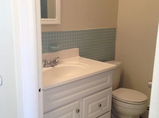 1562 Simpson Ave, Ocean City, NJ 08226