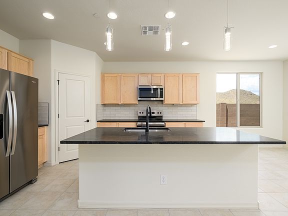 2nd image of 13516 W Calle De Pompas