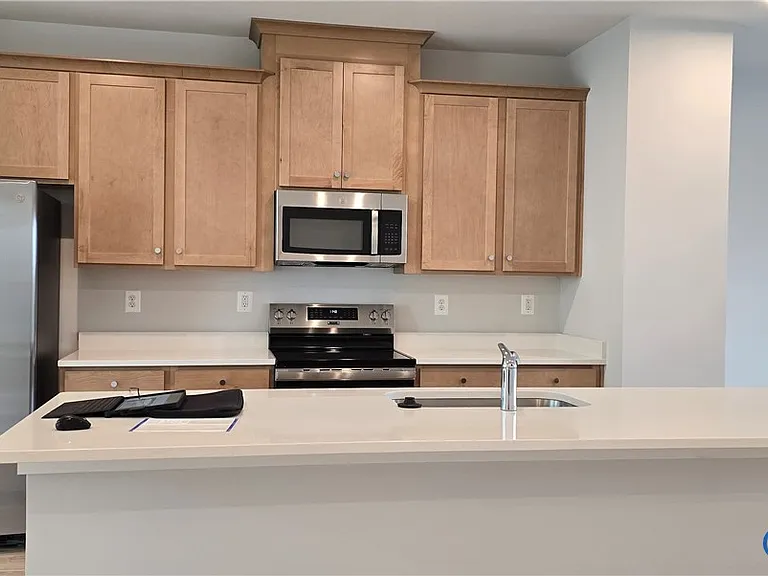 10123 Blue Wing Ln — Photo 3