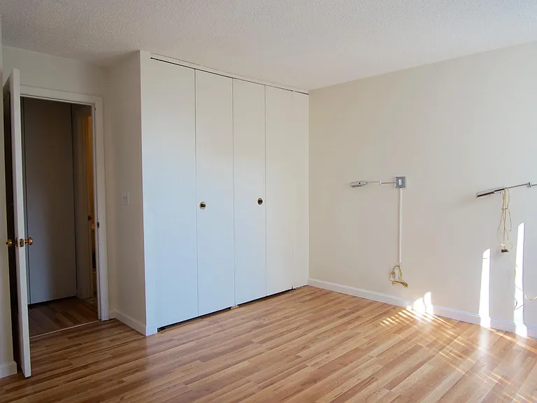 274 S Main St #36 — Photo 8