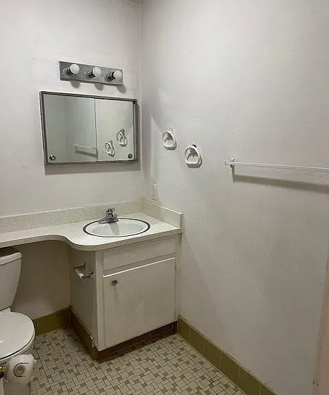6225 Parkwood Dr W — Photo 13