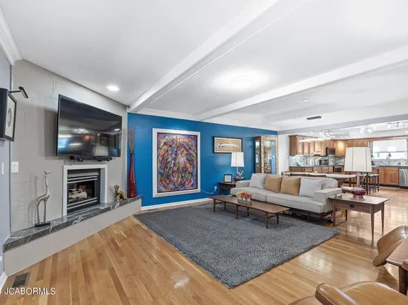 1310 Swifts Hwy APT E101, Jefferson City, MO 65109