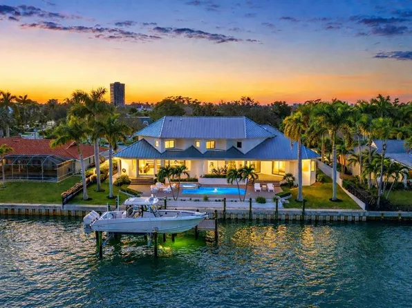 259 Robin Dr, Sarasota, FL 34236
