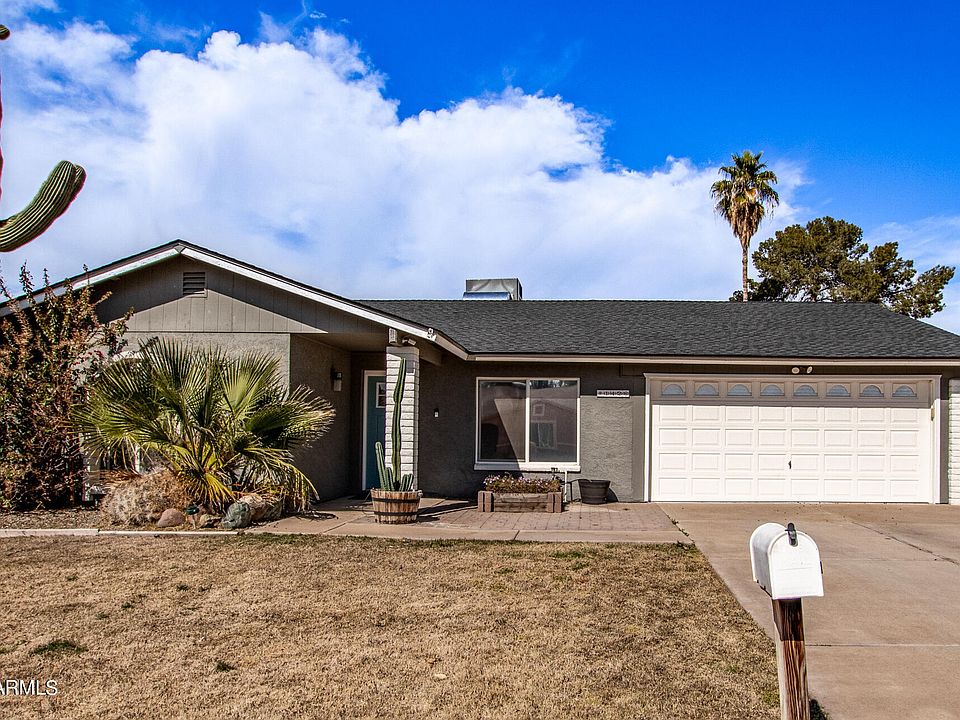 1st image of 1426 W TOPEKA Drive