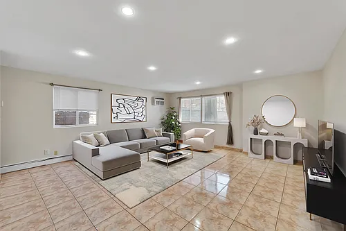 226 49th St #2 Photo 1